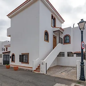  Сasa de vacaciones Adosado El Perenquen